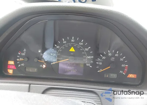 2001 Mercedes-Benz E 430 из США, поврежденный, VIN WDBJF70J11B174815